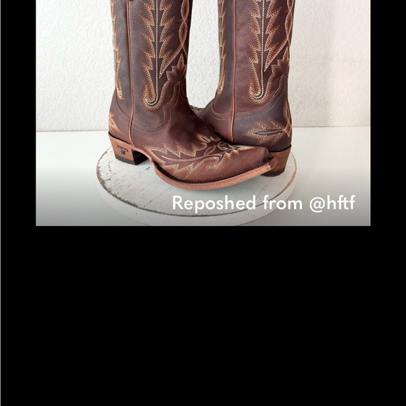 Brown Western Heeled Boots - Picture 13 of 16